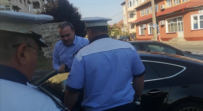 Darius Vâlcov se folosește de o limuzină aflată pe numele unui fost consilier al șefului&nbsp;ANAF