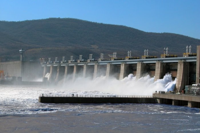 Prime de un milion de lei pentru directorii de la&nbsp;Hidroelectrica
