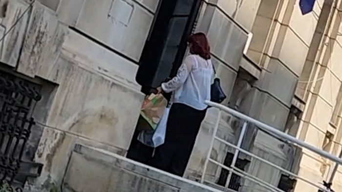 Conducerea Spitalului de Psihiatrie Săpoca trimite cârnați de Pleșcoi la Ministerul Sănătății & trece evaluarea cu 10. Ministrul Rafila&nbsp;tace