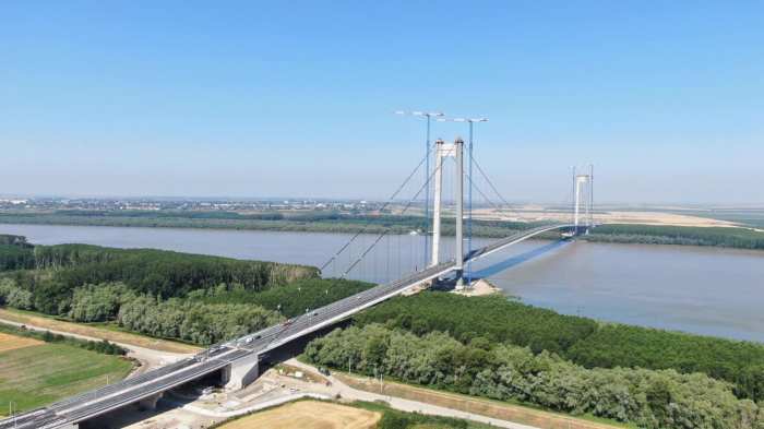Podul peste Dunăre de la Brăila se și&nbsp;scufundă