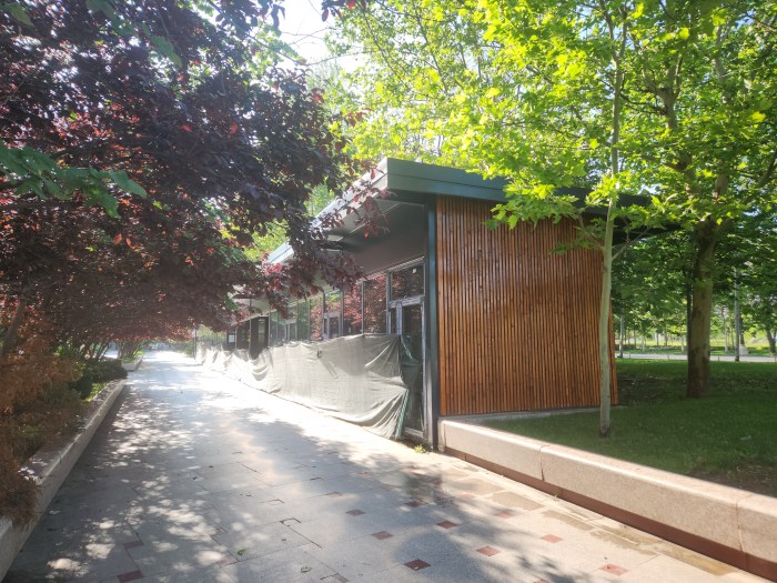 Familia fostului administrator al Sectorului 3 a construit ilegal un restaurant lângă Tribunalul București și DIICOT timp de 17&nbsp;luni